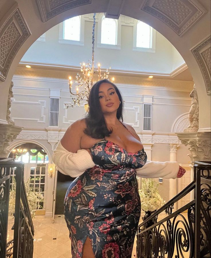 loving what im wearing and feeling confident Chubby Girl Fashion, Plus Size Baddie Outfits, Plus Size Beauty, Fashion Plus Size, Plus Size Fashion For Women, Mode Inspo, Curvy Girl Fashion, Curvy Girl Outfits, Curvy Outfits