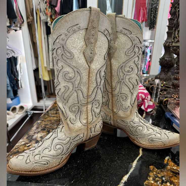 Corral Cowboy Boots, White With Glitter And Rhinestones, New Without Tags, Never Worn, No Box Rhinestone Boots With Round Toe For Rodeo, Western Glitter Boots With Round Toe, Western Snip Toe Boots With Rhinestones, Western Boots With Rhinestones And Snip Toe, Western Style Snip Toe Boots With Rhinestones, Western Embellished Snip Toe Boots, Western White Embellished Boots, Western Boots With Rhinestones And Round Toe, Western Rhinestone Boots With Round Toe