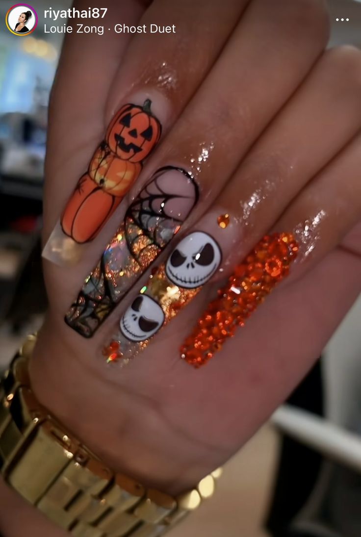 Disney Halloween Acrylic Nails, Halloweentown Nails, Jack And Sally Nails, Villain Nails, Halloween Nails Acrylic, Nightmare Before Christmas Nails, Horror Nails, Holloween Nails, Themed Nails