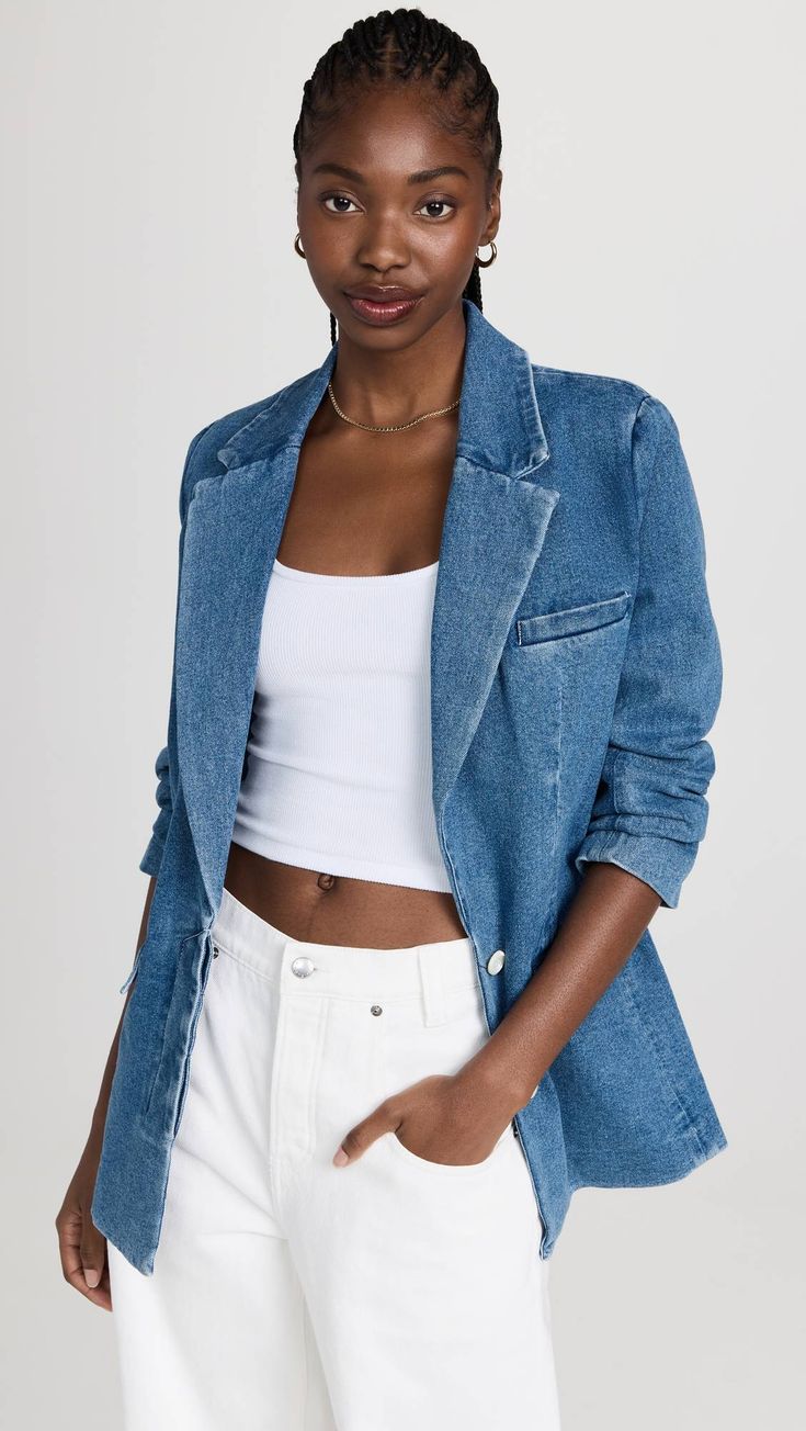 Denim And Blazer Outfit, Denim Blazer Outfit, Denim 2023, Blazers Outfits, Jeans Blazer Outfit, Denim Outfits, Blazer Jeans, Denim Blazer, Winter Fits