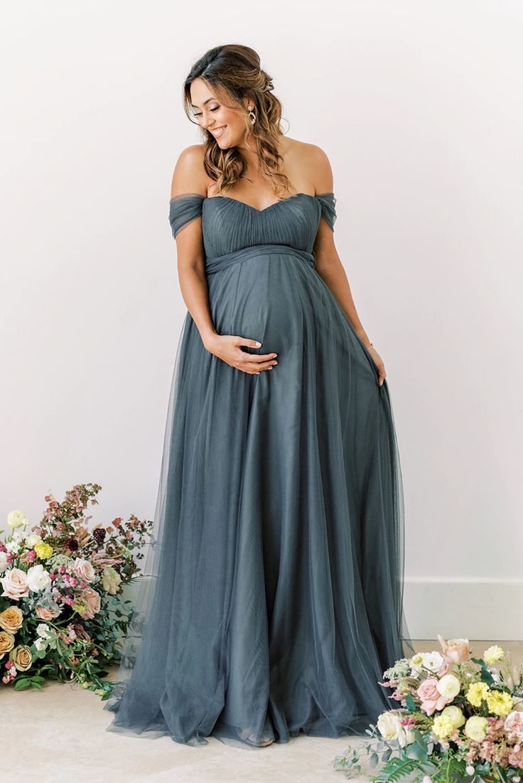 Model: Amanda, Size: 12, Color: Eucalyptus Vestidos Para Baby Shower, Pregnant Bridesmaid, Wedding Parties Colors, Maternity Bridesmaid Dresses, Convertible Bridesmaid Dress, Full Tulle Skirt, Maternity Dresses For Photoshoot, Foto Baby, Bridesmaid Dress Colors