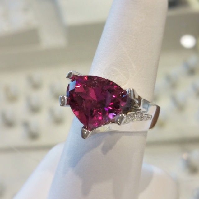 GORGEOUS pink tourmaline in a custom setting, custom created for a client with her gemstone that she found in Africa!  #custommade #tourmaline #ring  #fingercandy #pink Art Jewelry Design, Life Form, Tourmaline Ring, Glass Artists, Art Jewelry, Pink Tourmaline, Custom Art, Jewelry Designs, Artisan Jewelry