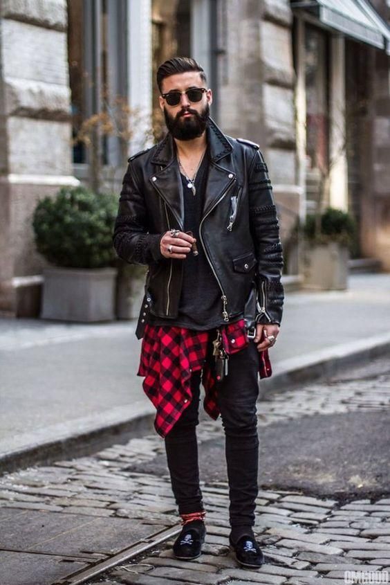 25 Best Rock Concert Outfits for Men in 2019 Hommes Grunge, Punk Fashion Men, Indie Outfits Men, Stil Rock, Concert Outfit Men, Dressing Simple, Billy Joe Armstrong, Styl Grunge, Outfits Alternative