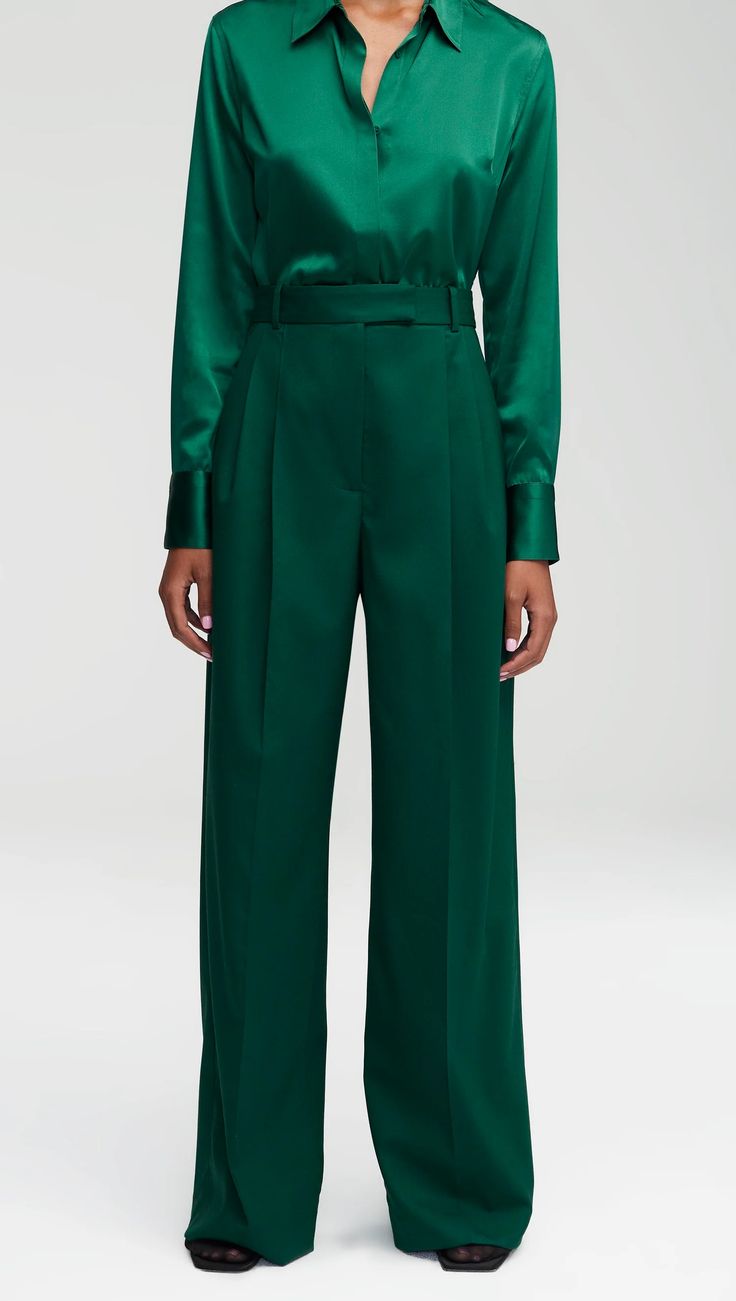 Pleated Trouser in Seasonless Wool | Women's Pants | Argent Blazer With Green Pants, Womens Wool Pants, Dark Green Pants, Denim Vests, Professional Wear, Work Wear Women, Green Pants, Dress Suits, Work Casual