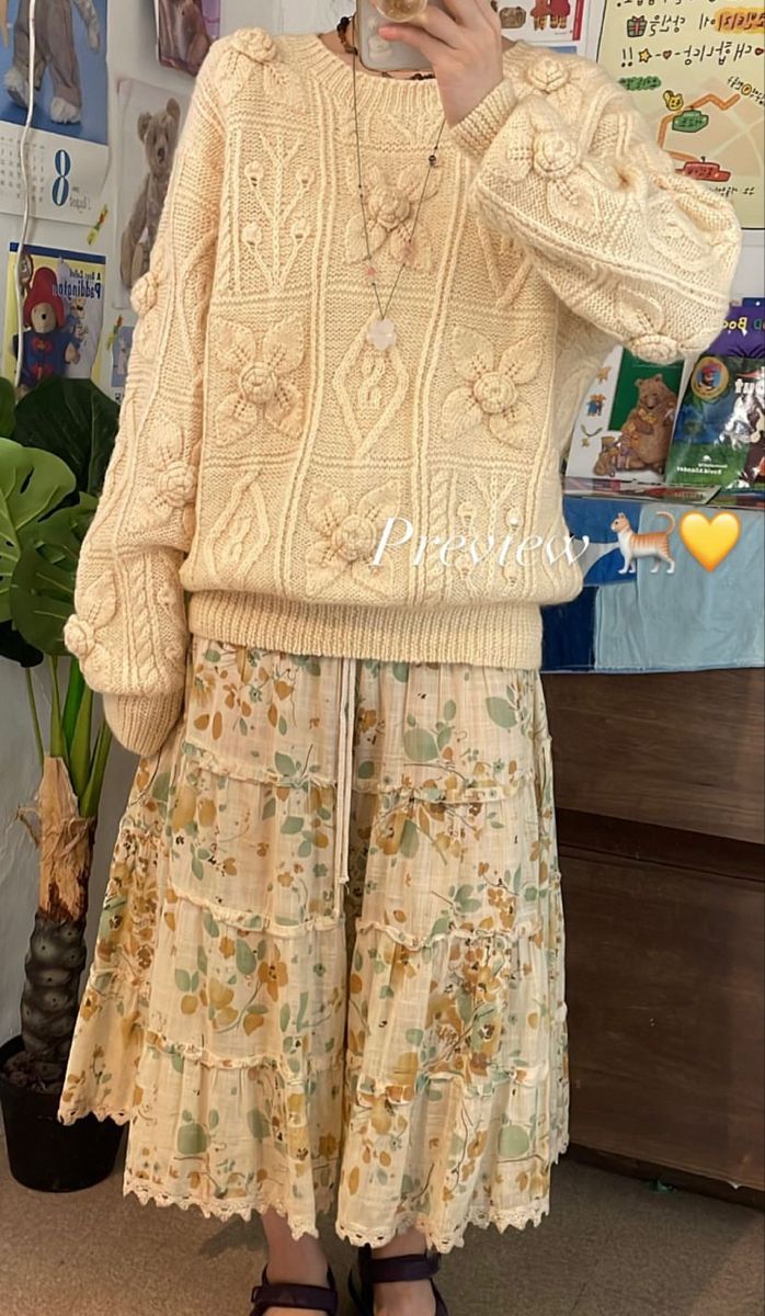 Grandmacore Outfit Aesthetic, Grandmacore Clothes, Spring Cottagecore Outfits, Grannycore Fashion, Grandma Core Fashion, Cottagecore Outfits Aesthetic, Grandmacore Fashion, Soft Cottagecore Outfits, Grandmacore Outfit