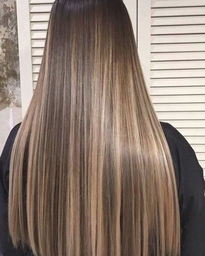 Hair Styles Color Ideas, Hair Color Flamboyage, Hair Styles Color, Trendy Hair Styles, Brunette Hair With Highlights, Vlasové Trendy, Gorgeous Hair Color, Brown Hair With Blonde Highlights, Brown Hair Balayage