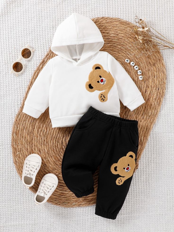 New Born Baby Clothes For Boy, New Born Clothes For Boy, Spring Baby Boy, Baby Bear Outfit, Baby Sweats, Baby Boy Bear, Baby Girl Layette, Trendy Baby Boy Clothes, Classic Baby Clothes