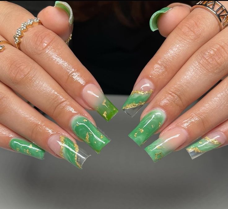 Lime Green And Gold Nails, Green Marble Nails, Hawaiian Nails, Hawaii Nails, Gold Nail Designs, Marble And Gold, Marble Nails, Yellow Nails, Green Marble