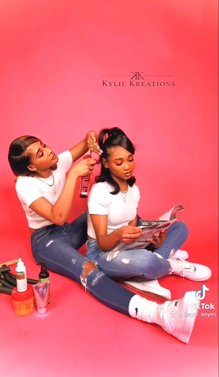 Best Friend Birthday Photoshoot Ideas, Birthday Photoshoot Best Friend, Friends Birthday Photoshoot, Best Friend Photoshoot Ideas Black, Photoshoot Ideas For Sisters, Just Because Photo Shoot Ideas, Best Friend Pictures Photo Shoots Black, Sister Birthday Photoshoot Ideas, Best Friend Photoshoot Black Women