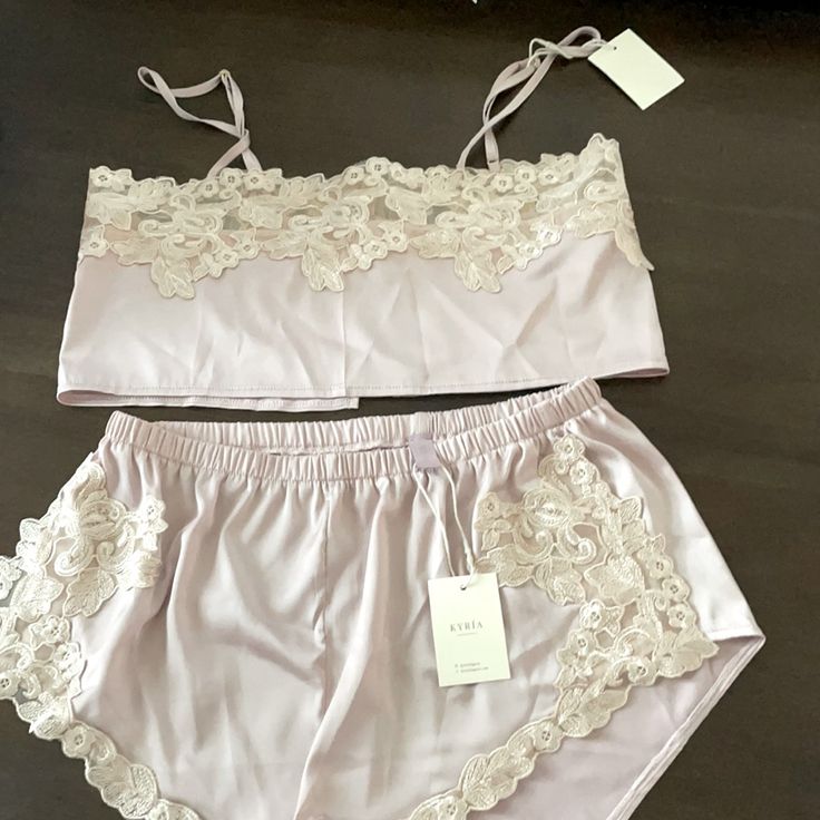 Kyra Lingerie Sleep Set - Lilac - Medium Nwt Top Is A Crop Top Spring Nightwear Sets Fitted, Fitted Night Sets For Spring, Fitted Summer Night Sets, Fitted Sets For Summer Nights, Summer Night Lace Trim Sets, Summer Camisole Sets With Lace Trim, Sleep Set, Color Purple, Women's Intimates