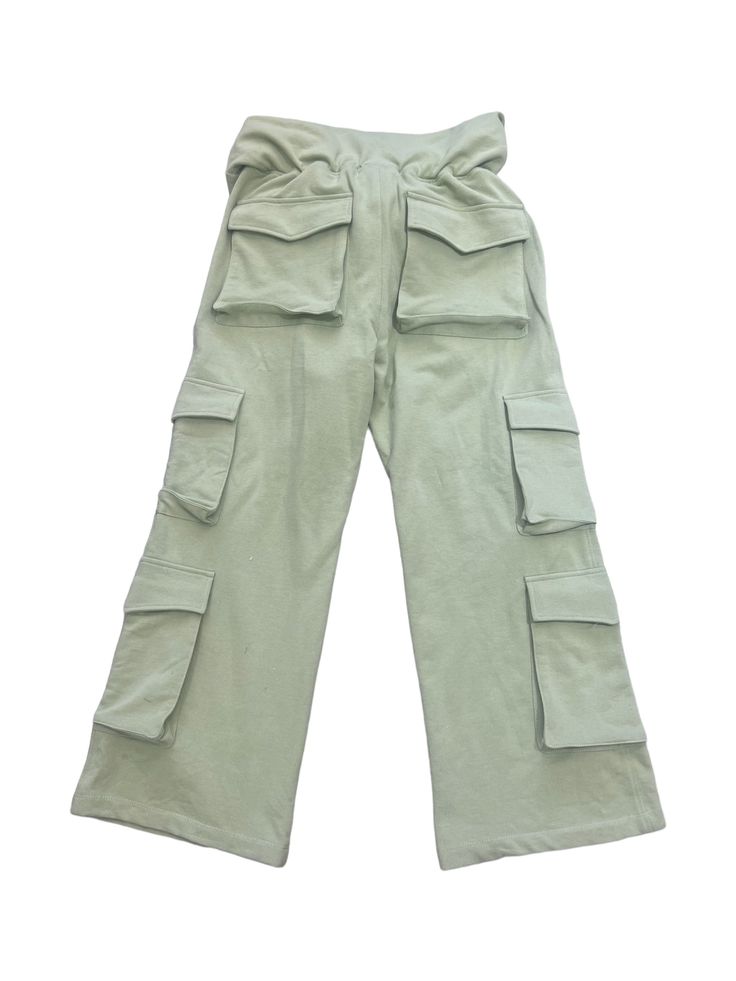 French Terry. Cargo Pockets. Attached sleeves. Hidden drawstring. Utility Sweatpants With Pockets For Loungewear, Parachute Pants With Cargo Pockets For Loungewear, Utility Pants With Hip Pockets For Loungewear, Loosely Fitted Cargo Sweatpants For Loungewear, Relaxed Fit Loungewear Pants With Multiple Pockets, Loosely Fitted Parachute Pants With Cargo Pockets For Loungewear, Relaxed Fit Pants With Multiple Pockets For Loungewear, Relaxed Fit Lounge Pants With Multiple Pockets, Baggy Parachute Pants With Cargo Pockets For Loungewear