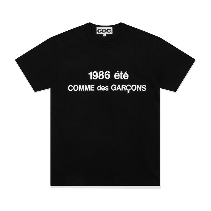 Graphic Tee Outfit Men, Comme Des Garcons T Shirt, Cdg Shirt, Dover Street Market, Shirt Design Inspiration, Comme Des Garcons Shirt, Mens Outfit Inspiration, Street Market, Black Graphic Tees