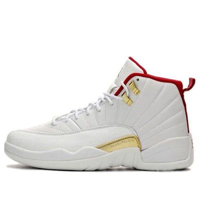 To commemorate the FIBA Basketball World Cup hosted by China, the Nike Air Jordan 12 "FIBA" features the colors on the Chinese national flag and complements it with a white base. The signature stitched full grain leather upper is in white, accentuated by metallic gold. Vibrant red appears on the sockliner, Jumpman logo and heel. Five Chinese characters meaning "Love The Game" read below the heel strap. (SNKR/Men's/Non-Slip/High Top/World Cup/Basketball/Shock-absorbing) Leather Basketball Shoes With Padded Tongue For Streetwear, Sporty Leather Sneakers With Padded Tongue, White Cushioned Sneakers For Sports Season, Classic Leather Jordan Sports Shoes, Leather Jordan Shoes For Sports Events, Classic White Leather Basketball Shoes, Classic Sneakers With Padded Tongue For Sports, White Custom Lace-up Basketball Sneakers, Classic Leather Sneakers With Padded Tongue