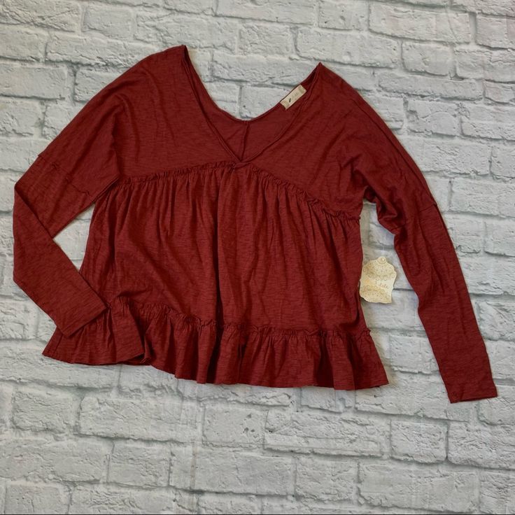 Nwt Altar’d State Deep V Neck Long Sleeve Frill Shirt Size Small Red Loose Fit V Shape On Front And Back Tiered/Frill Design On Body Lightweight Could Be Dressed Up Or Down Approximate Measurements From Flat Lay: 20” Bust 23.5” Length Red V-neck Shirt For Fall, Casual Fitted Red Long Sleeve Top, Casual Red Tops For Fall, Casual Red Long Sleeve Top For Spring, Frill Shirt, Floral Peasant Top, Sheer Mesh Top, White Crop Top Tank, Lace Trim Blouse