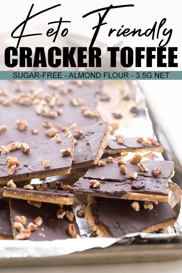 there are chocolate cracker toffes on the tray