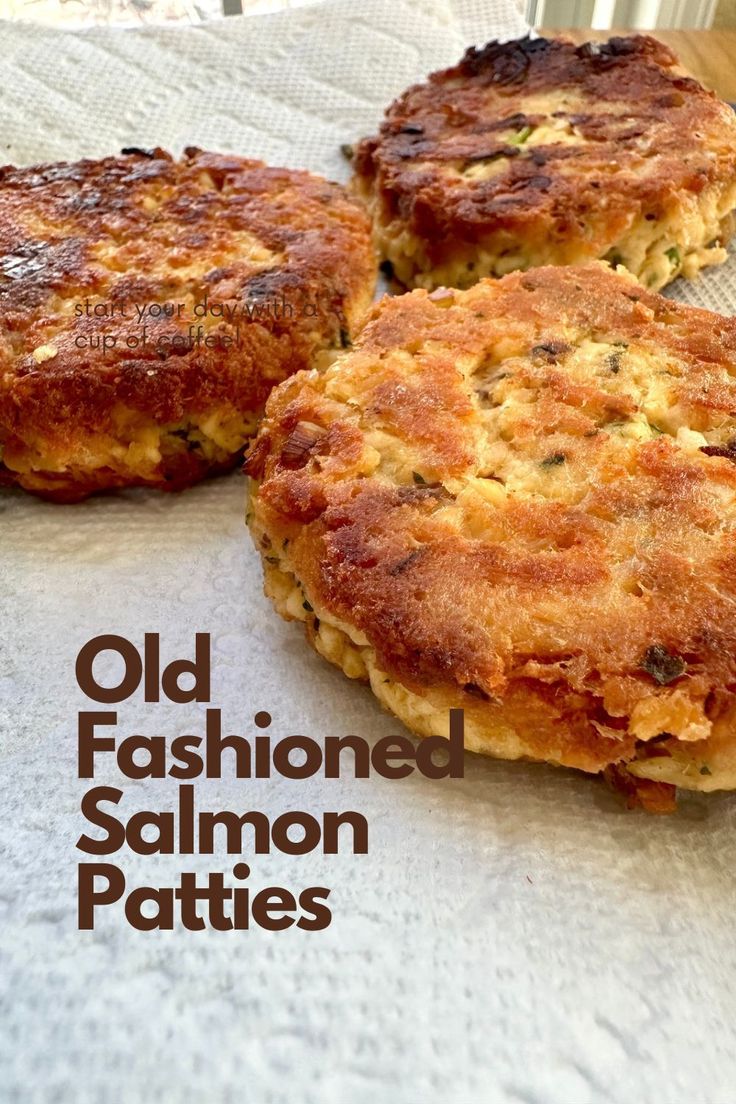 Salmon patties arranged on a paper towel after frying. Salmon Cake Recipes Canned, Easy Salmon Cakes Recipes, Recipes Canned Salmon, Sauce For Salmon Patties Easy, What Can I Make With Canned Salmon, Salmon Patty Recipes Canned, Can Salmon Patties Recipe, Canned Pink Salmon Recipes Simple, Recipes For Canned Salmon