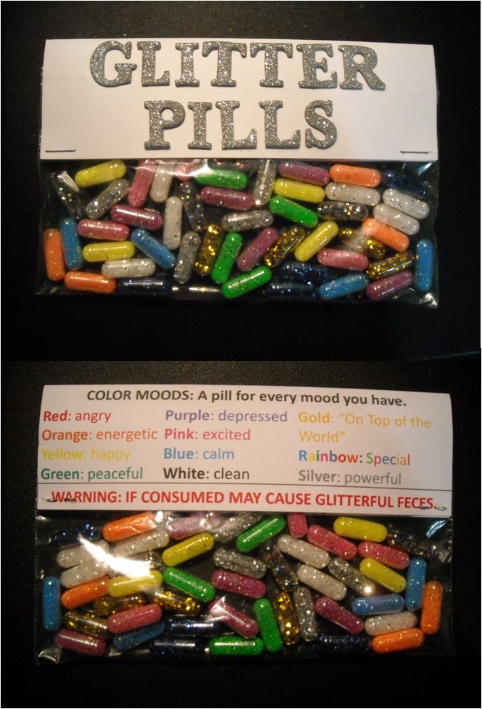 Glitter pills Pill Capsule Art, Glitter Pills, Abi Motto, Puff And Pass, Just Girly Things, Crafts To Do, Girly Things, Stuff To Do, Projects To Try