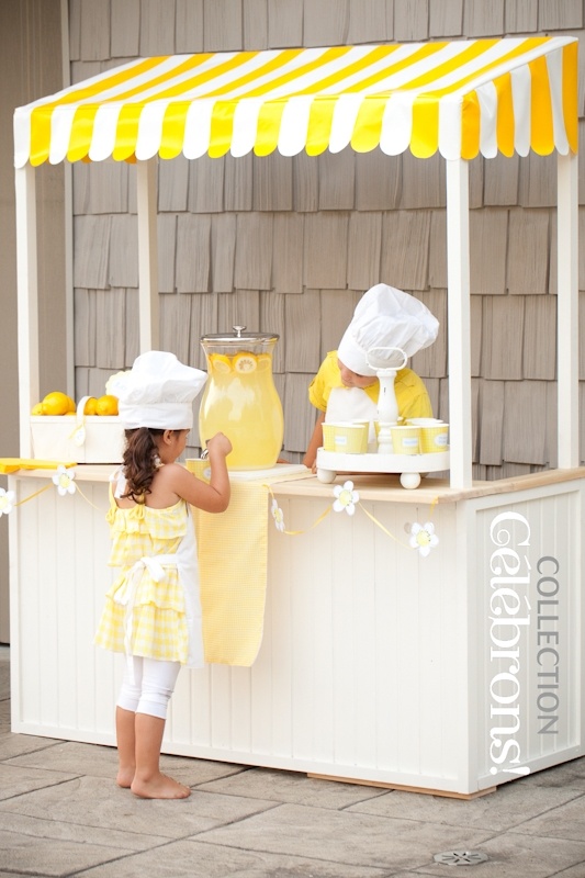 Kids Lemonade Stands, Lemonade Stand Party, Kids Lemonade, Diy Lemonade Stand, Diy Lemonade, Ice Cream Stand, Food Cart Design, Lemonade Party, Agua Fresca