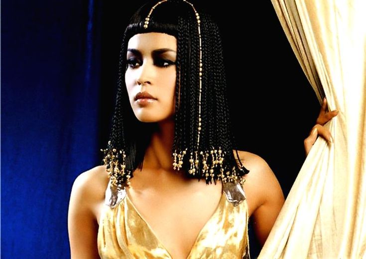 Cleopatra Egyptians Aesthetic, Ancient Egyptian Hairstyles, Black Cleopatra, Cleopatra Hair, Cleopatra Wig, Egyptian Hairstyles, Hair Fancy, Black Cosplay Wig, Elegance Hair