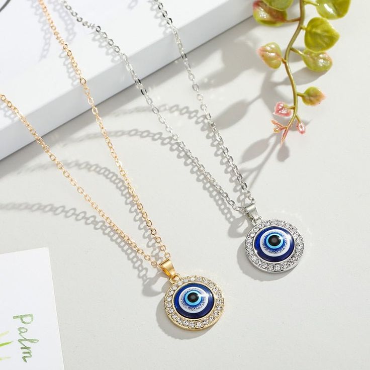 Bad luck got you down? Is someone jealous and envious of you? Get yourself a Turkish evil eye pendant to use as a talisman to ward off negativity around you. Protect yourself from bad vibes and jealous glares - this necklace is like personal armor against negativity. Keep the haters at bay with the power of ancient talismans. Metals Type: Zinc Alloy Chain Type: Link Chain Eye Locket, Resin Evil Eye, Hawaiian Hibiscus, Lucky Jewelry, Turkish Evil Eye, Round Pendant Necklace, Gold Chain Jewelry, Turkish Jewelry, Plate Necklace