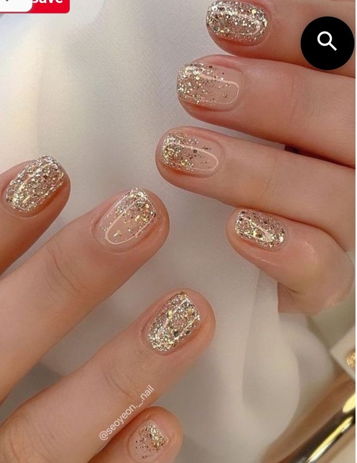 Classy Gold Nails, House Interior Makeover, Gold Nails Prom, Growth Tattoos, Gold Toe Nails, Nail Art Blanc, Gold Sparkle Nails, Brush Techniques, Nails Brush