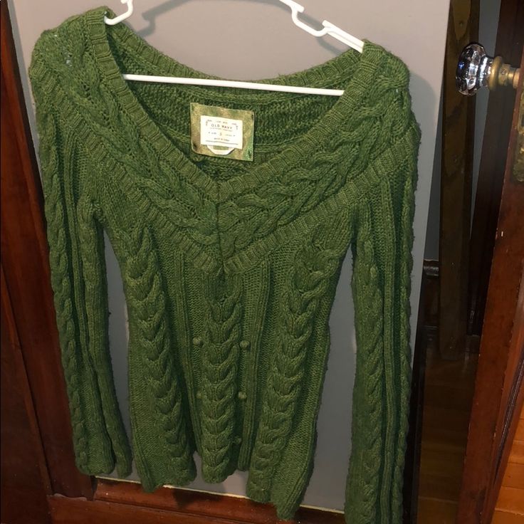 New Without Tags. Green. Lambs Wool/Cotton Blend. Size Small. Beautiful. Just Put 3 In A Bundle And I’ll Send You An Offer. Green Casual Cable Knit Cardigan, Green V-neck Knitted Sweater, Spring Green Cable Knit Tops, Green Cable Knit Tops For Spring, Green Knitted V-neck Top, Fitted Green Cable Knit Cardigan, Fitted Green Cable Knit Sweater, Green Fitted Casual Sweater, Cozy Green V-neck Sweater