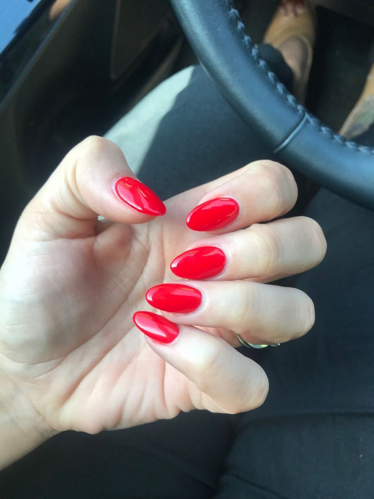 Red Short Nails, Red Nails Short, Short Red Nails, Red Almond, Bright Red Nails, Short Almond Nails, Ferrari Red, Red Acrylic Nails, Short Nails Art