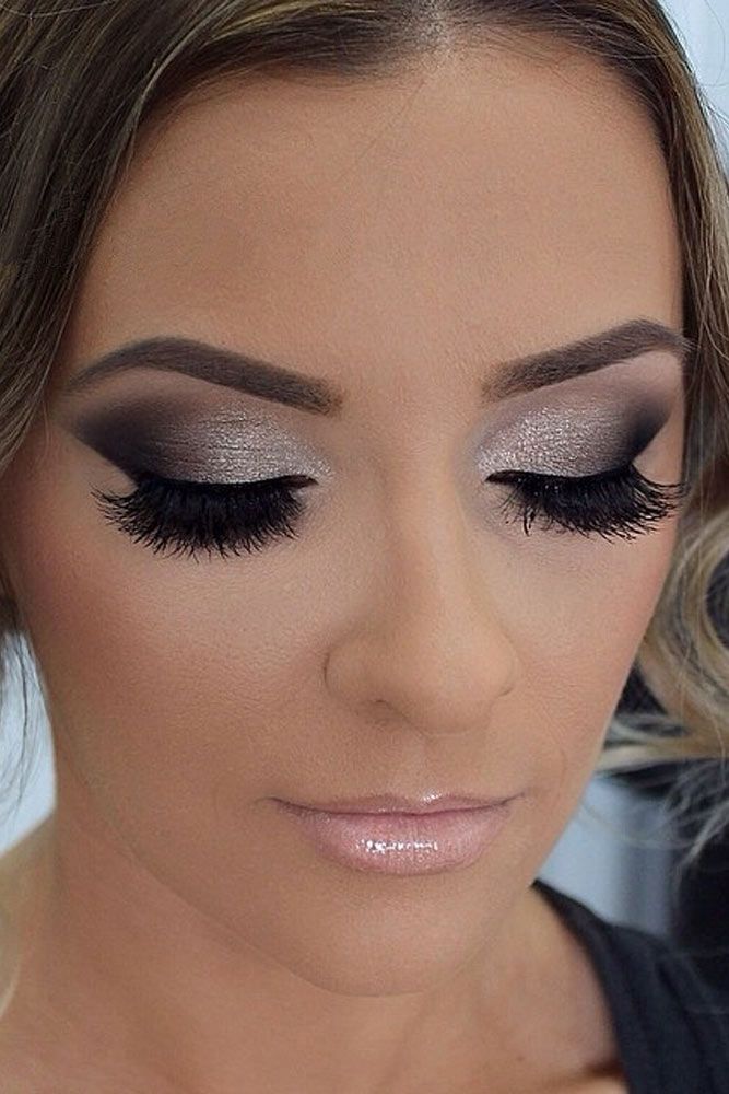 Smokey Eye Makeup Ideas For Super Sexy Look ★ See more: http://glaminati.com/sexy-smokey-eye-makeup/ Trucco Smokey Eye, Black Hair With Blonde Highlights, Smokey Eye Makeup Ideas, Wedding Hairstyles And Makeup, Eye Makeup Ideas, Formal Makeup, Beauty Make-up, Makijaż Smokey Eye, Makeup Pictures