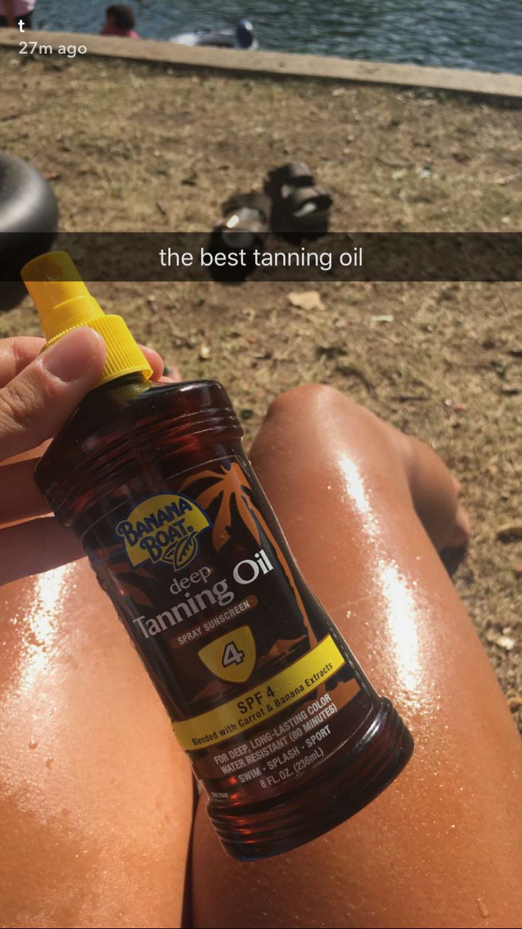 Glowy Tan Skin Summer Glow, Best Sun Tanning Products, Tanning Tips In The Sun Products, Good Tanning Products, Tanning Oil Aesthetic, Tanning Tips In The Sun, Best Tanning Products, Best Tanning Oil, Tanning Supplies