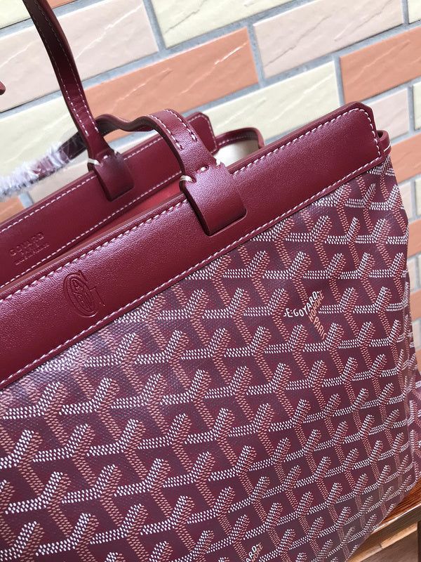 Charm - GOD Bags - 283 A+ Excellent Quality; Contact us if you've any questions in your mind. Goyard Bag, Branded Packaging, Ladies Handbags, Evening Clutch Bag, Tote Backpack, Luxury Items, Grade 1, Satchel Bags, Travel Luggage