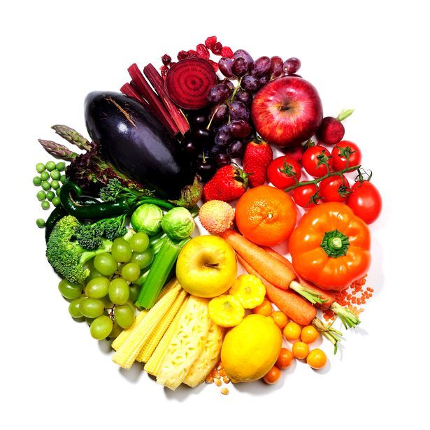 an image of a book cover with fruits and vegetables in the shape of a circle