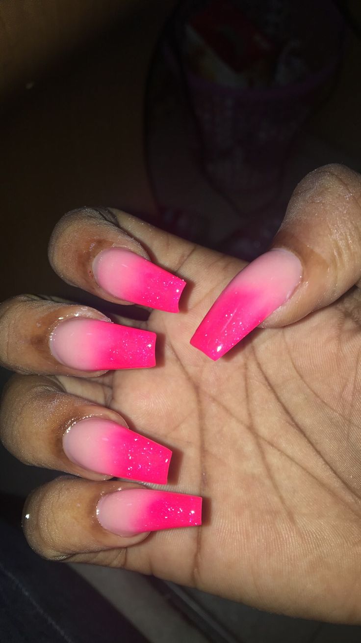 Barbie Pink Glitter Nails, Barbie Pink Nails, Prom Nail Designs, Neon Pink Nails, Hoco Nails, Nail Art Designs Images, Summer Acrylic, Pink Glitter Nails, Long Acrylic Nail Designs