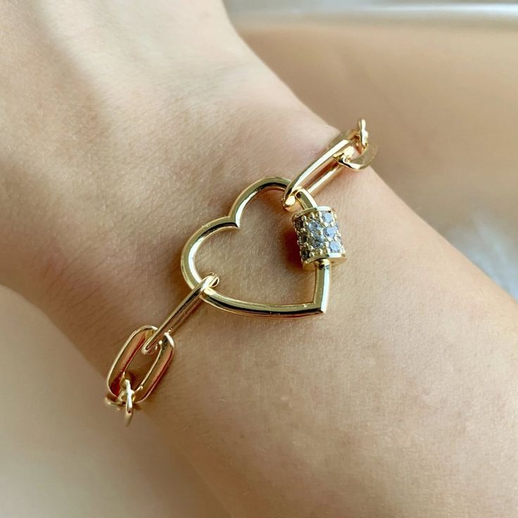 Heart LINK CHAIN BRACELET – FALA Jewelry Jewelry Necklace Simple, Van Cleef And Arpels Jewelry, Gemstone Rings Vintage, Lock Jewelry, Gold Link Bracelet, Link Chain Bracelet, Hot Jewelry, Bangles Jewelry Designs, Toggle Bracelet