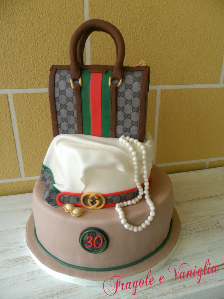 a cake made to look like a purse