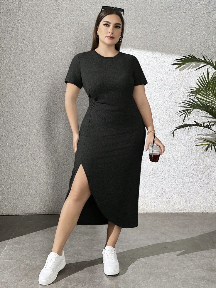 Women's Plus Size Comfortable Grey Short Sleeve Dress With Round Neck, Cinched Waist And Asymmetrical Hem Black Casual  Short Sleeve Knitted Fabric Plain Fitted Slight Stretch  Women Plus Clothing, size features are:Bust: ,Length: ,Sleeve Length: Simple Plus Size Outfits, Plus Casual Outfits, Black Dress Curvy, Short And Curvy Outfits, Vestidos Curvy, Dress For Big Size Woman, Plus Size Dressing, Plus Size Black Dresses, Curvy Style