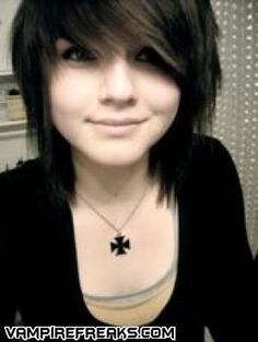 Emo Hair Short, Short Scene Haircuts, Short Emo Haircuts, Scene Hair Tutorial, Scene Hair Bangs, Black Scene Hair, Scene Hair Colors, Medium Scene Hair, Short Emo Hair