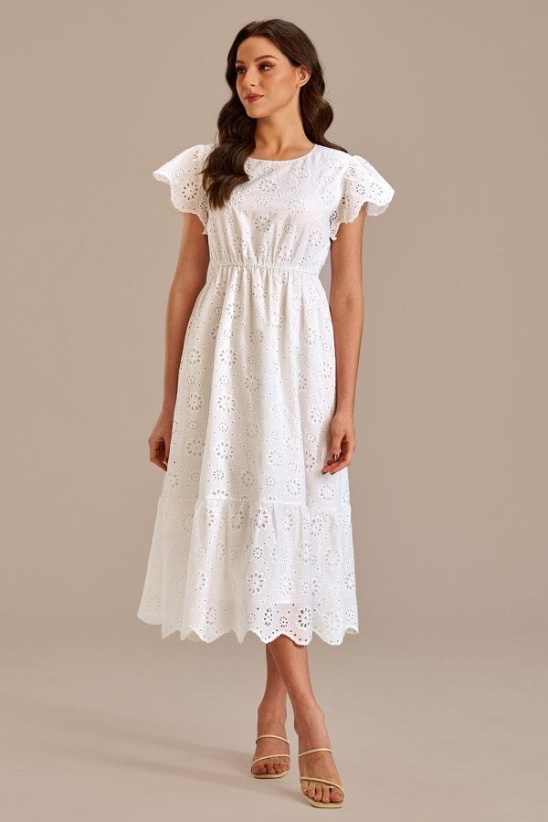 Classy White Dress, Women's Dresses Casual, Lace Dress Casual, Eyelet Shorts, Tiered Midi Skirt, White Eyelet Dress, Short Summer Dresses, Grad Dresses, Comfy Dresses