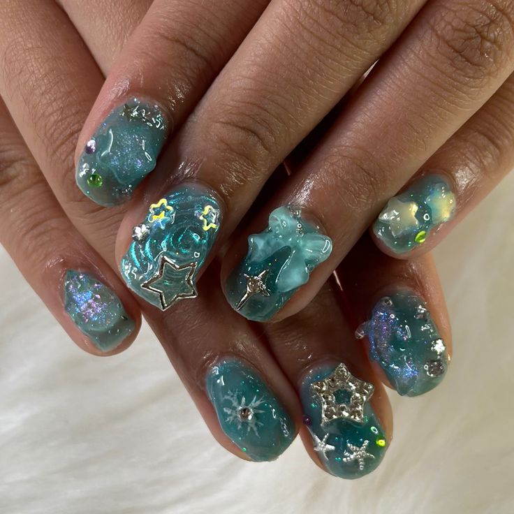 Aqua Jelly Nails, Gel X Nail Designs With Charms, Ocean Inspired Nail Art, Teal Jelly Nails, Green And Blue Nail Art, Short Junk Nail, Under Water Nails, Short Ocean Nails, Jelly Short Nails