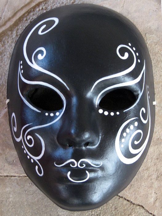 Mask Painting Ideas, Face Mask Design Ideas, Paper Mache Mask, Mask Painting, Mask Ideas, Venetian Masks, Venetian Mask, Cool Masks, Face Mask Design