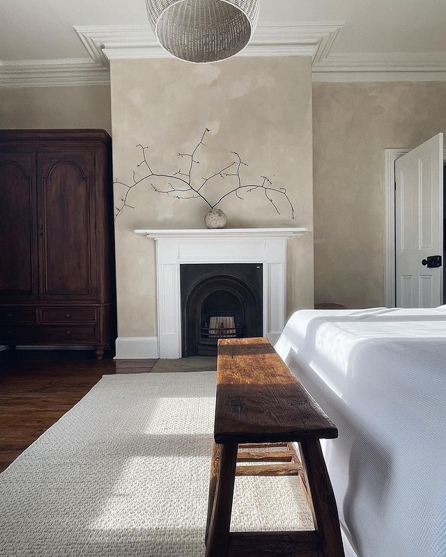 limewash bedroom • Instagram Limewash Bedroom, Lime Wash Walls, Limewash Walls, Victorian Renovation, Washing Walls, Cozy Bed, Happy Saturday, Zara Home, The Master