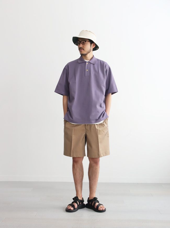 Uniqlo Fits, Japan Summer Outfit, Men Ootd, Men Summer Fashion, Outfit Info, Beach Outfit Men, Uniqlo Shorts, Oversized Polo, Uniqlo Men