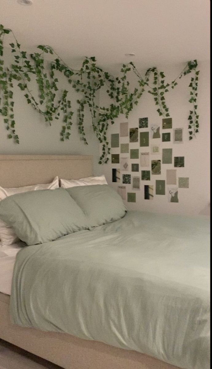 Sage green
Aesthetic
Vines
Collage
Room Green Room Ideas Bedroom, Green And White Bedroom, Green Room Decor, Zimmer Diy, Aesthetic Bedroom Ideas, Sage Green Bedroom, Decor Ideas Bedroom, Room Deco, Cozy Room Decor