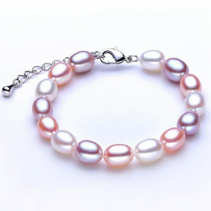 Elevate your wrist with our Elegant Freshwater Pearl Sterling Silver Bracelet. Crafted with genuine freshwater pearls and sterling silver, this charming and fine bracelet is a timeless accessory that adds sophistication to any occasion. Whether you're wearing it yourself or presenting it as a gift, it's the ideal choice to enrich your wrist with elegance every time you wear it. Features: Charming Freshwater Pearls: The bracelet features real freshwater pearls that exude natural beauty and elegan Real Pearl Bracelet, Pearl Bracelet Wedding, Bracelet Packaging, Cultured Pearl Bracelet, Cheap Bracelets, Book Necklace, Silver Certificate, Pearl Bracelets, Jewelry Real