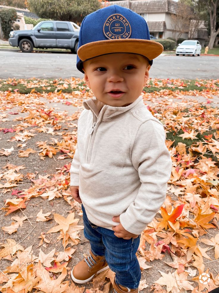 Toddler Picture Day Outfit Boy, Toddler Boy Photoshoot Outfits, Toddler Boy Fall Outfits Pictures, Toddler Thanksgiving Outfit Boy, Boys Fall Outfits For Pictures, Fall Toddler Outfits Boy, Toddler Boy Fall Photoshoot, Toddler Christmas Outfit Boy, Toddler Boy Fall Fashion