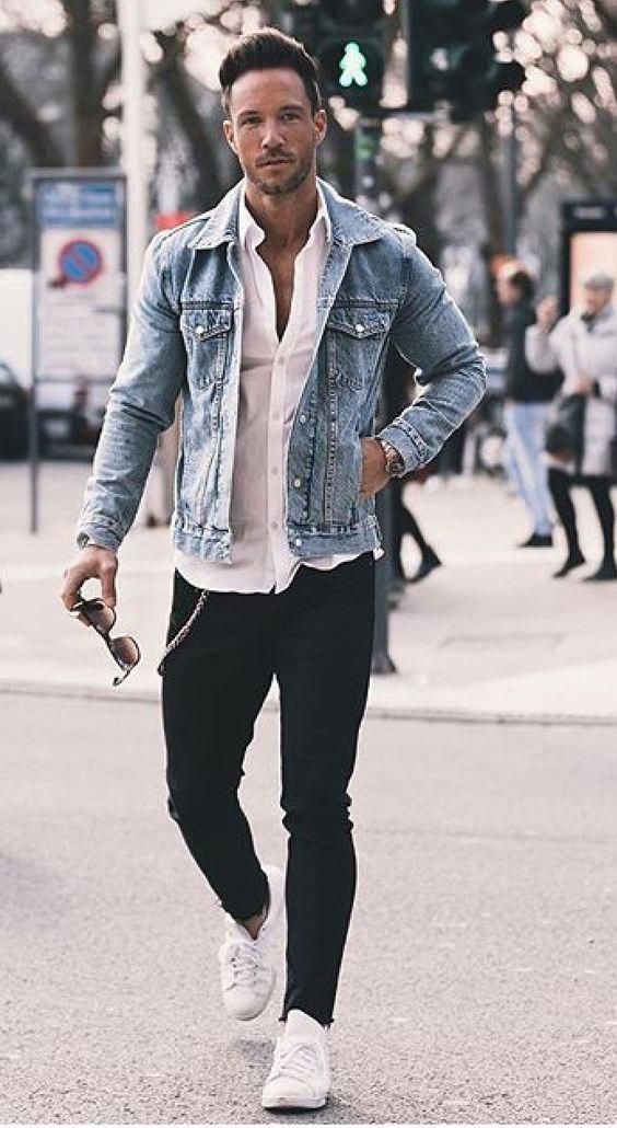 Denim Jacket White Shirt, Jean Jacket Outfits Men, Denim Jacket Men Outfit, Converse Outfits, Light Wash Denim Jacket, Jean Jacket Outfits, Denim Jacket Outfit, White Shirt Men, Stylish Men Casual