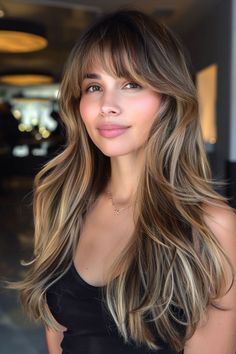 Light Brown Hair With Bangs, Brown Hair With Bangs, Medium Brown Hair Color, Layered Hair With Bangs, Medium Brown Hair, Medium Layered Haircuts, Hair With Bangs, Long Light, Light Hair Color