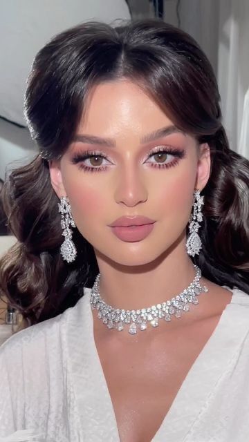 Makeup For White Dress, Glam Bride Makeup, Quinceanera Makeup, Purple Makeup Looks, Maquillage On Fleek, Light Makeup Looks, Party Makeup Looks, Classy Makeup, Glam Wedding Makeup