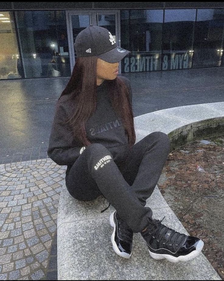 Black Jordan 11 Outfit Women, Jordan 11 Outfit Women Black, Jordan Outfits Womens, Jordan 11 Outfit, Tomboy Fits, Jordan 11 Outfit Women, Jordan Outfits, Fear Of God Essentials, Tomboy Style Outfits