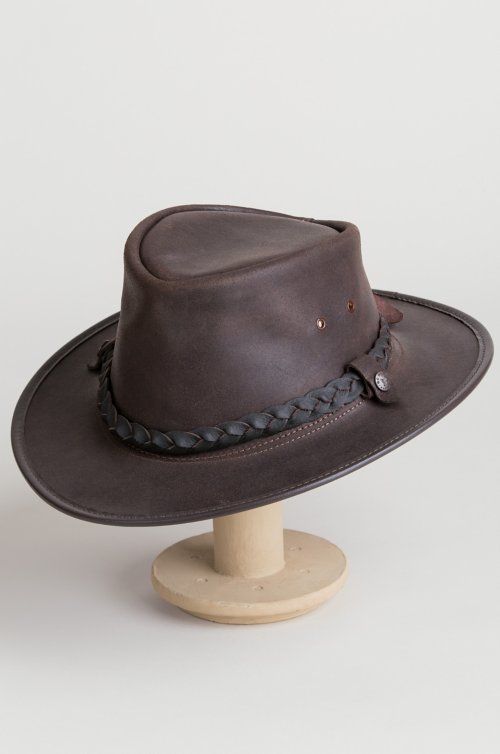 Image Erron Black, Leather Cowboy Hats, Men Mode, Outback Hat, Black Cosplay, Western Hat, Leather Hats, Western Hats, Fur Hat