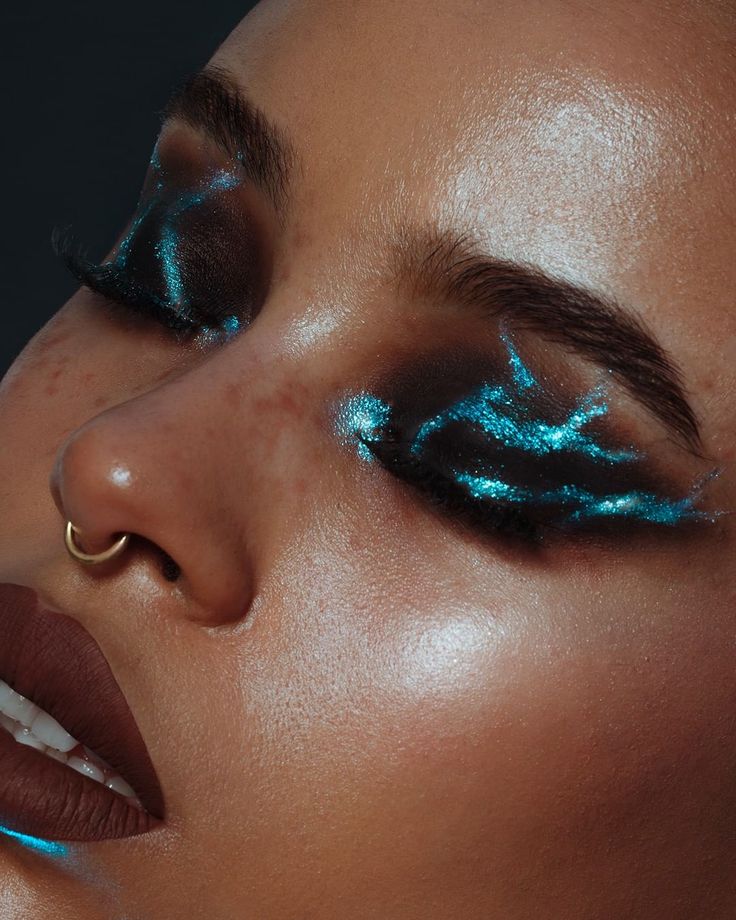 Mermaid Fantasy Makeup, Dark Mermaid Makeup, Kali Ledger, Lighting Storm, Special Occasion Makeup, Dope Makeup, Mermaid Makeup, Winter Makeup, Stage Makeup